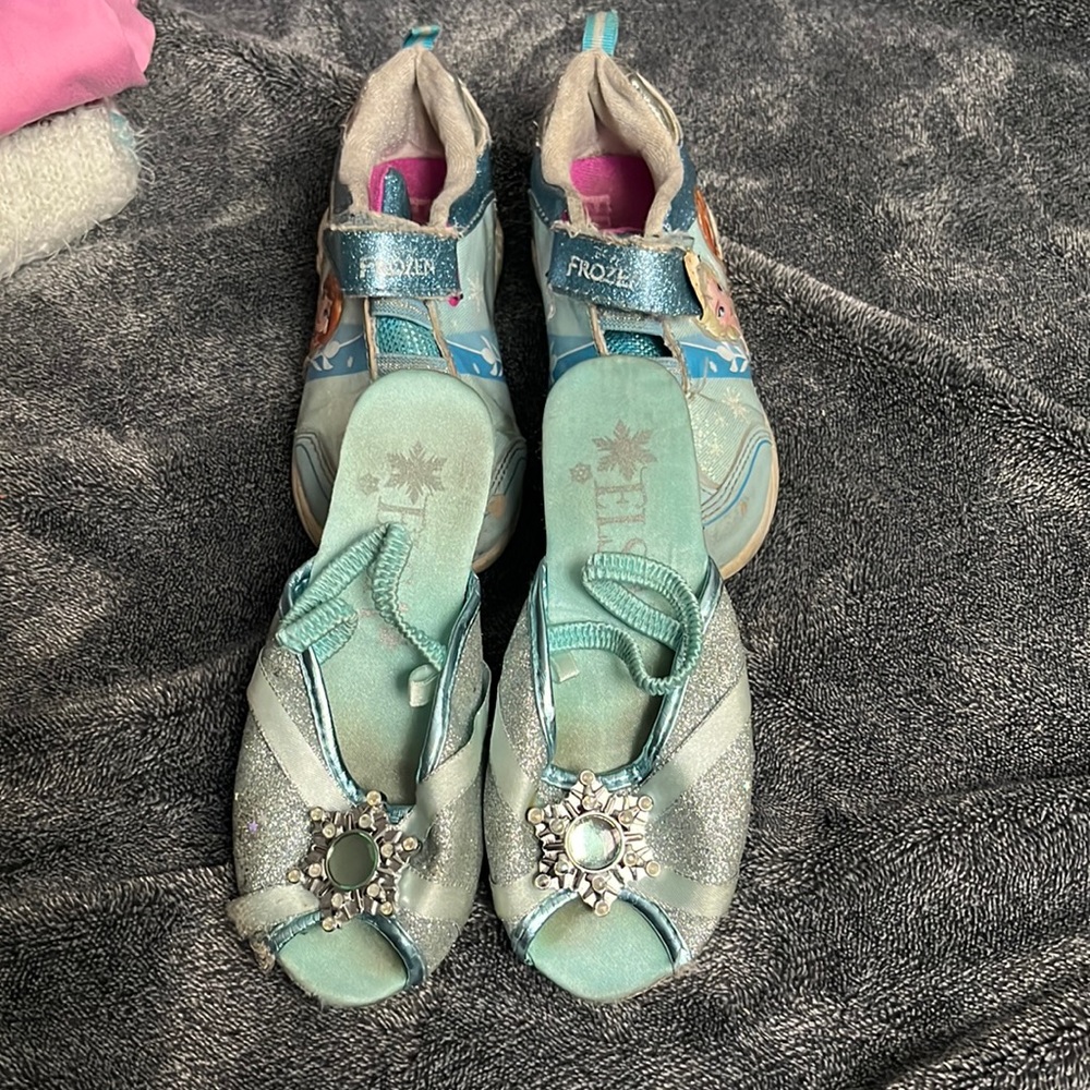 Frozen shoes and sandals bundle